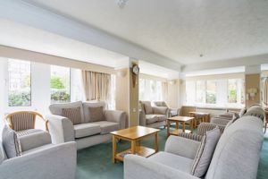 COMMUNAL LOUNGE- click for photo gallery